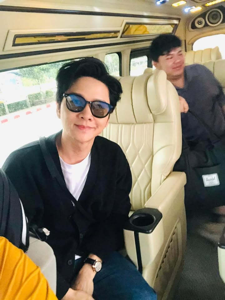 บรรยากาศรถตู้ VIP